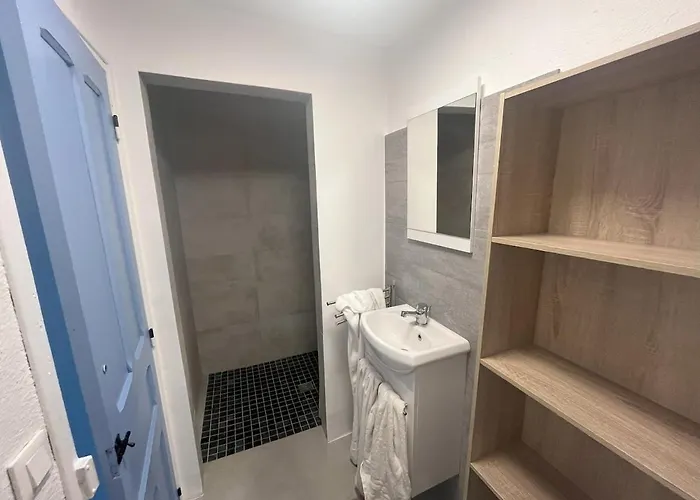 Pied-a-terre A 2 Pas De La Gare D'ajaccio